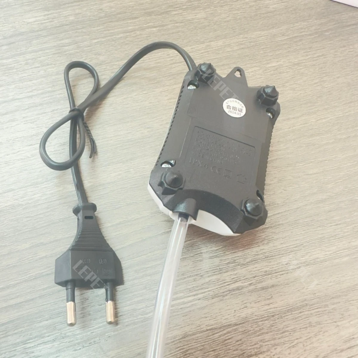 LEPET Aerator Aquarium Air Pump Mesin Gelembung Udara 1 Lubang dan 2 lubang foto 4