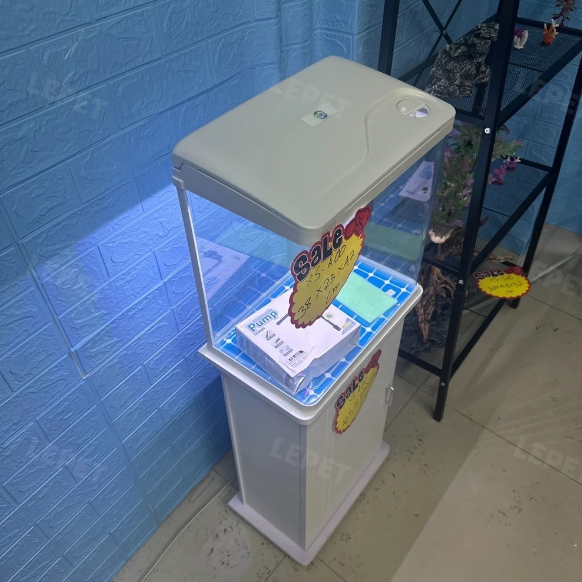 LEPET AQUARIUM PAKET MURAH DAN LENGKAP DENGAN MEJA UKURAN P400 / AQUARIUM SET CABINET foto 3